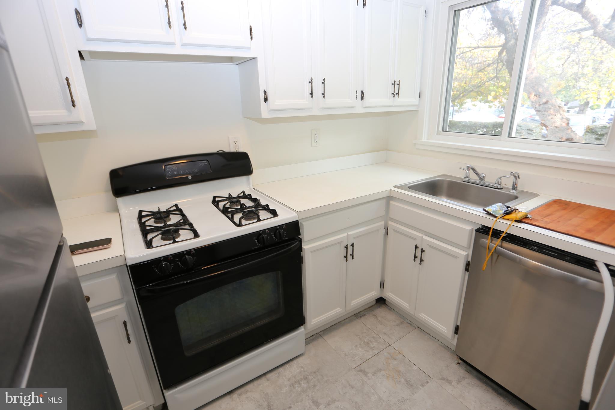 761 3rd Street Southwest, Unit 704 Washington, DC 20024 - Photo 5 of 48