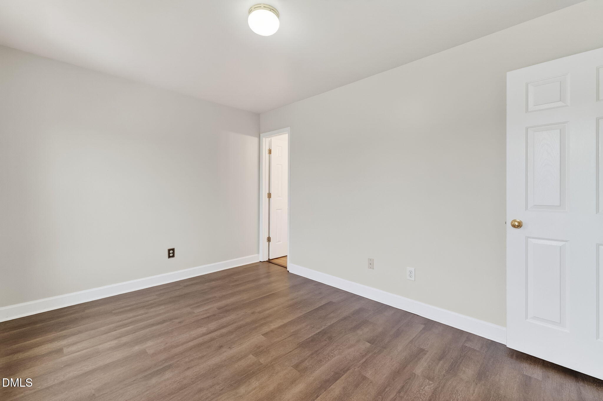 1237 Swingline Way Raleigh, NC 27610 - Photo 7 of 39 8-web-or-mls-DSC04181