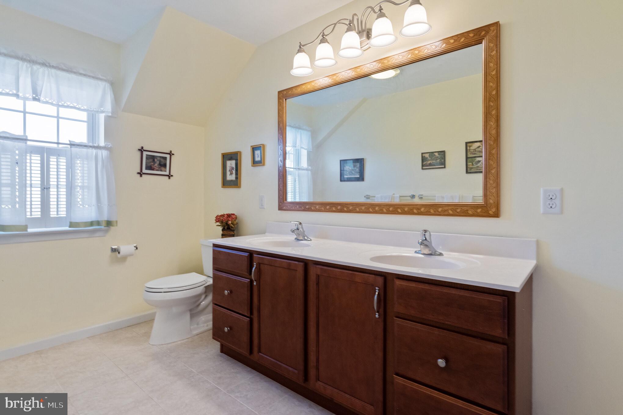 157 Overlook Road Morgantown, PA 19543 - Photo 29 of 41 Hall Bath w/Dual Sinks