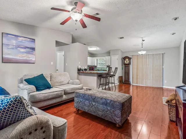 $239,900 | 143 Ann Circle, Crawfordville, FL 32327