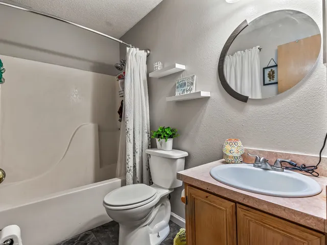 $239,900 | 143 Ann Circle, Crawfordville, FL 32327