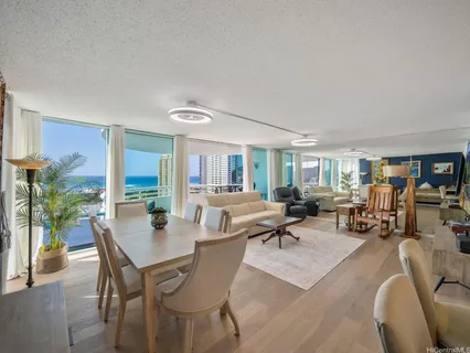 $1,100,000 | 1341 Kapiolani Boulevard, Unit 22D, Honolulu, HI 96814