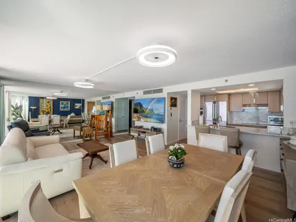 $1,100,000 | 1341 Kapiolani Boulevard, Unit 22D, Honolulu, HI 96814