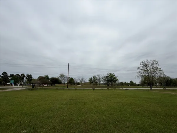 $995 | 17523 Premium Drive, Hockley, TX 77447