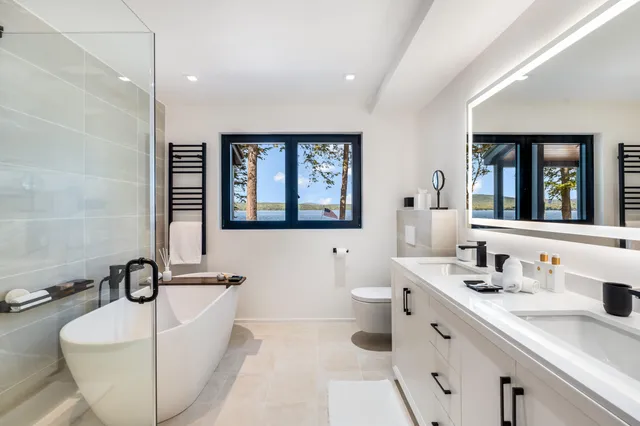 $2,900,000 | 248 Branchview Drive, Ellsworth, ME 04605