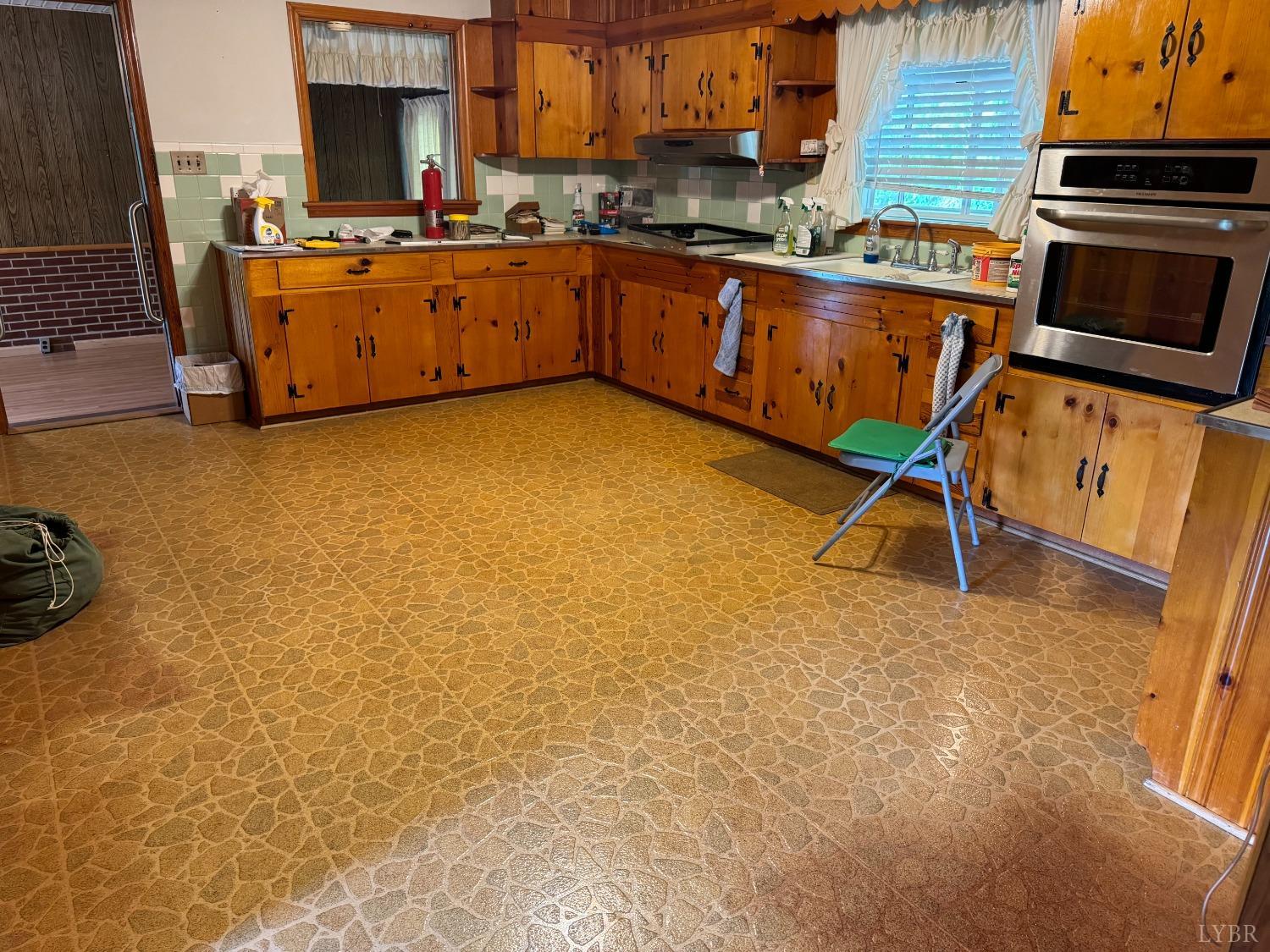2672 Sunnymeade Road Rustburg, VA 24588 - Photo 4 of 15 Gallery Image 4