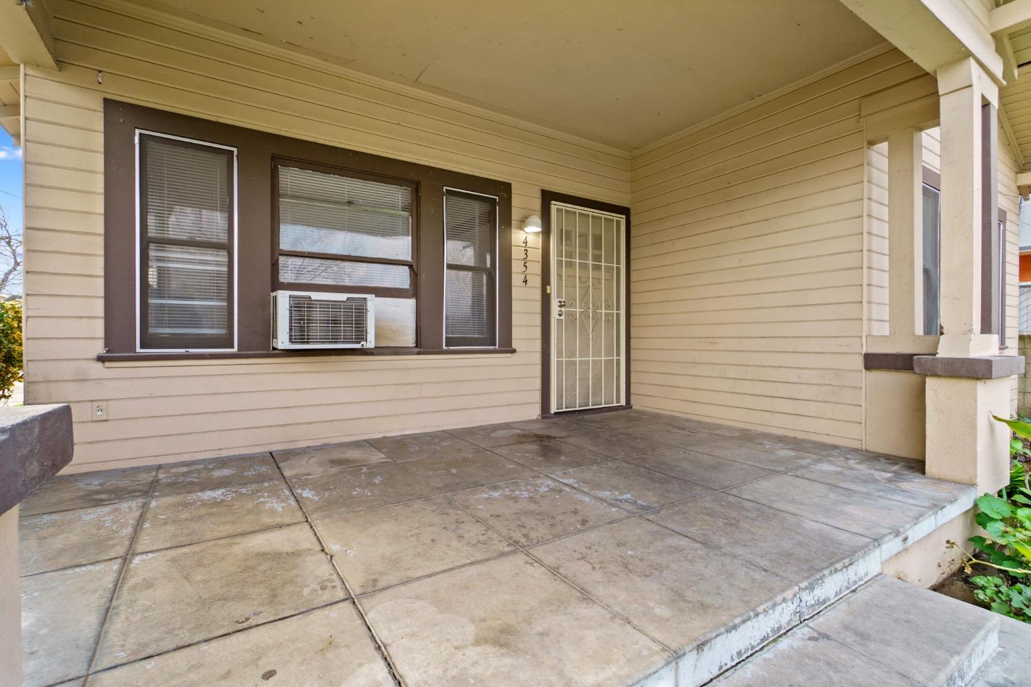 4354 East Kings Canyon Road Fresno, CA 93702 - Photo 8 of 87