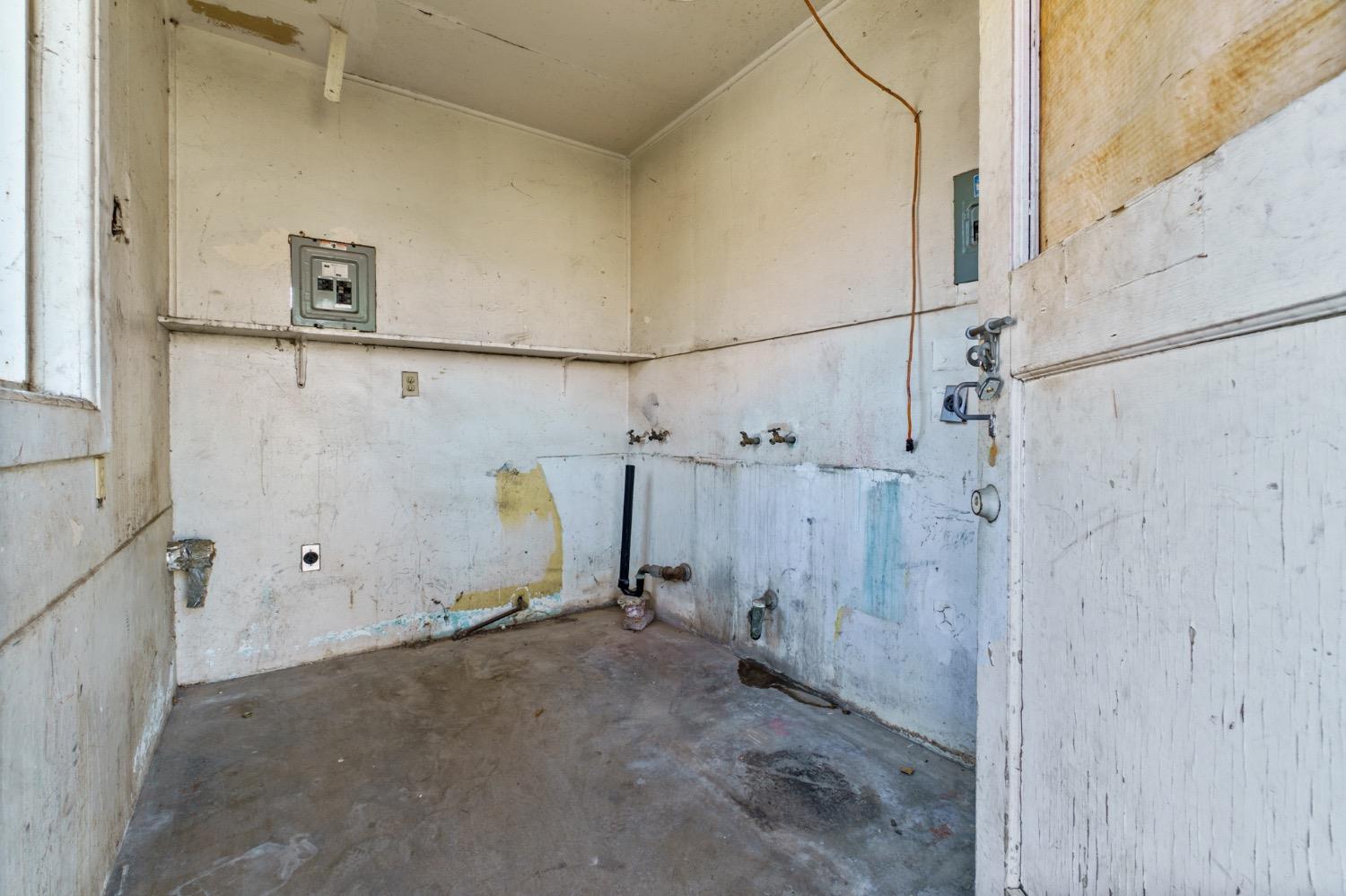 4354 East Kings Canyon Road Fresno, CA 93702 - Photo 82 of 87