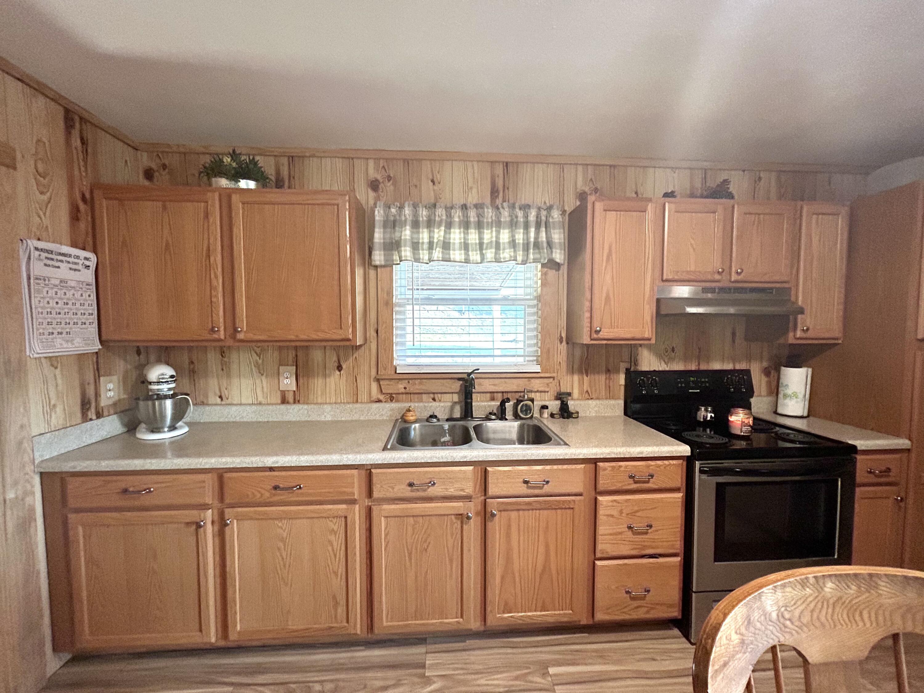 1983 Adair Road Peterstown, WV 24963 - Photo 11 of 87 Gallery Image 11