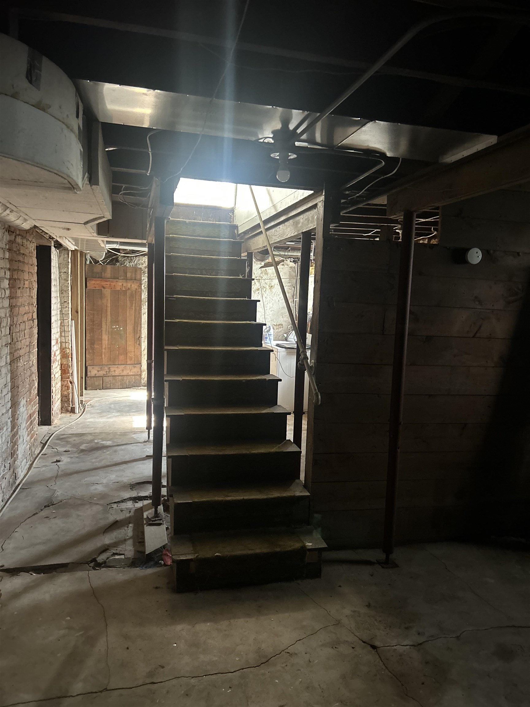 642 West Stephenson Street Freeport, IL 61032 - Photo 31 of 38