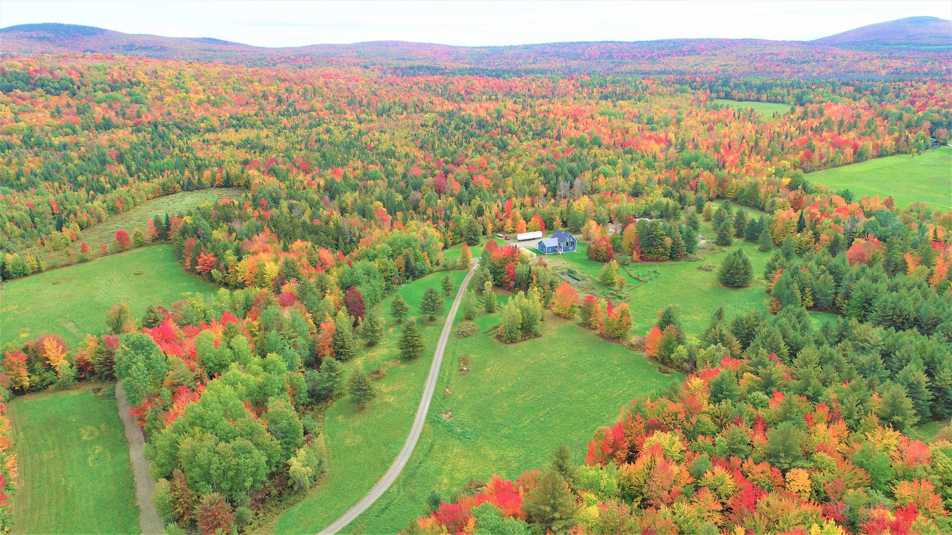 3905 Loop Road Troy, VT 05874 - Photo 3 of 40
