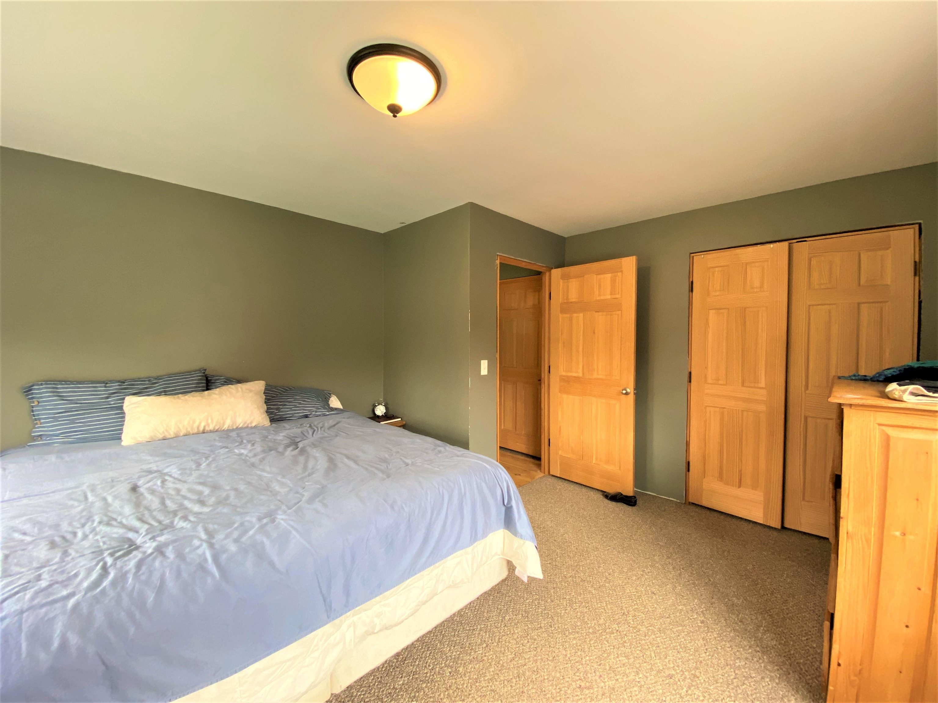 3905 Loop Road Troy, VT 05874 - Photo 21 of 40