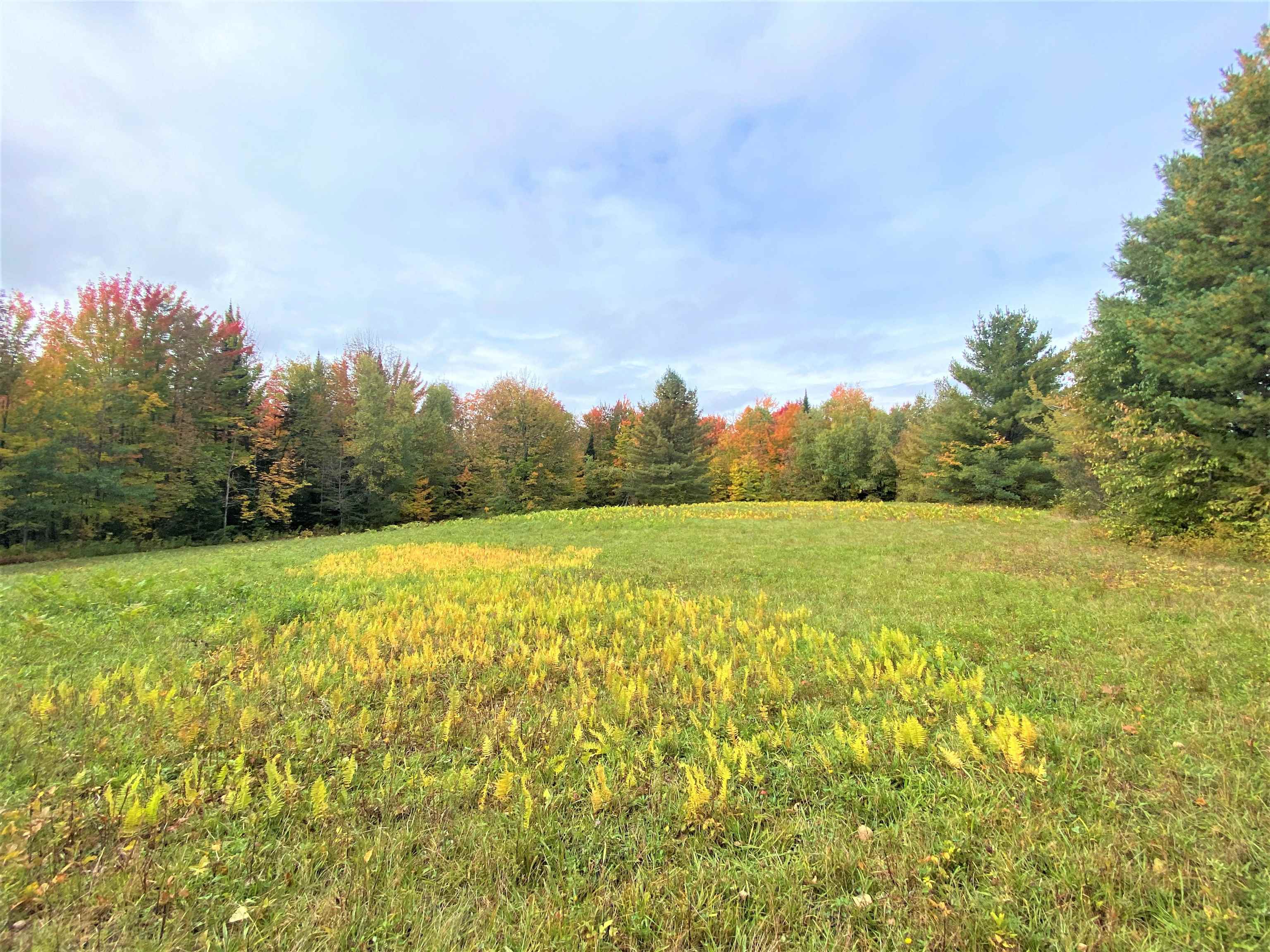 3905 Loop Road Troy, VT 05874 - Photo 33 of 40