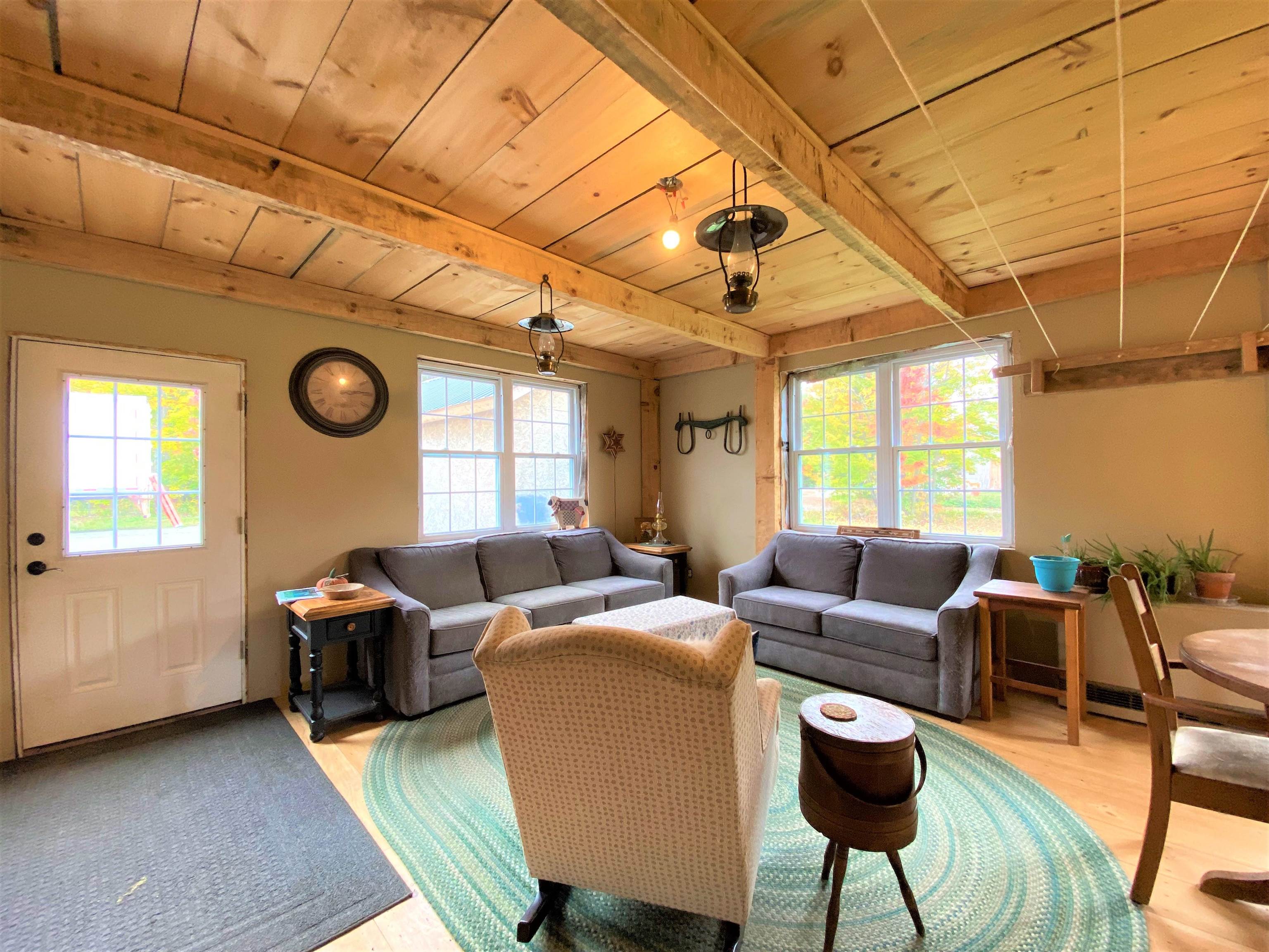 3905 Loop Road Troy, VT 05874 - Photo 6 of 40