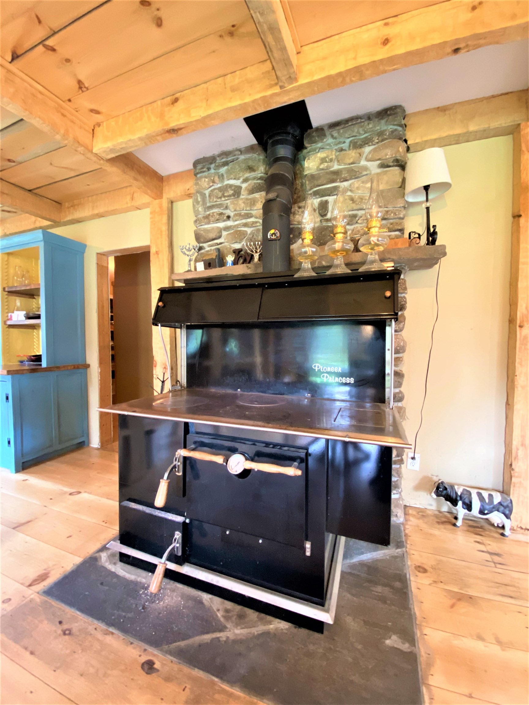 3905 Loop Road Troy, VT 05874 - Photo 9 of 40