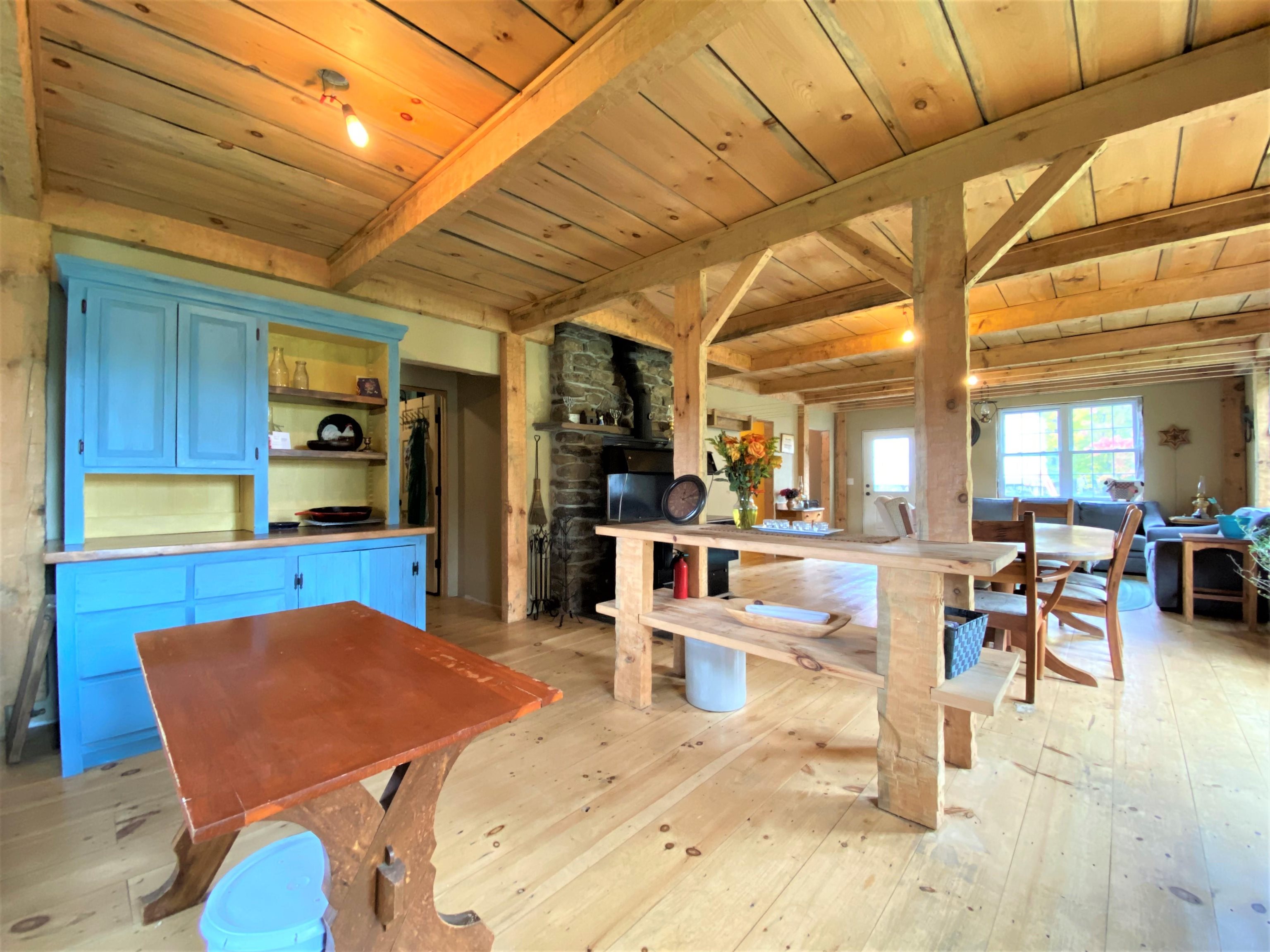 3905 Loop Road Troy, VT 05874 - Photo 10 of 40