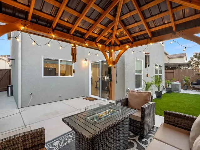 $465,000 | 6656 East Washington Avenue, Fresno, CA 93727