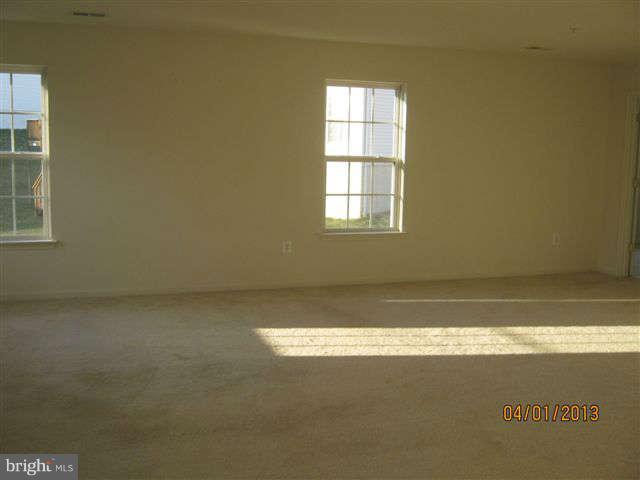 3406 Kidder Road Clinton, MD 20735 - Photo 19 of 26 a view of a bathtub in an empty room