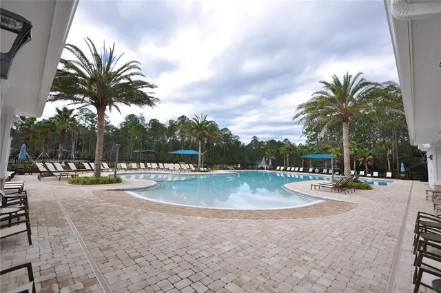 a view of a bench in a patio