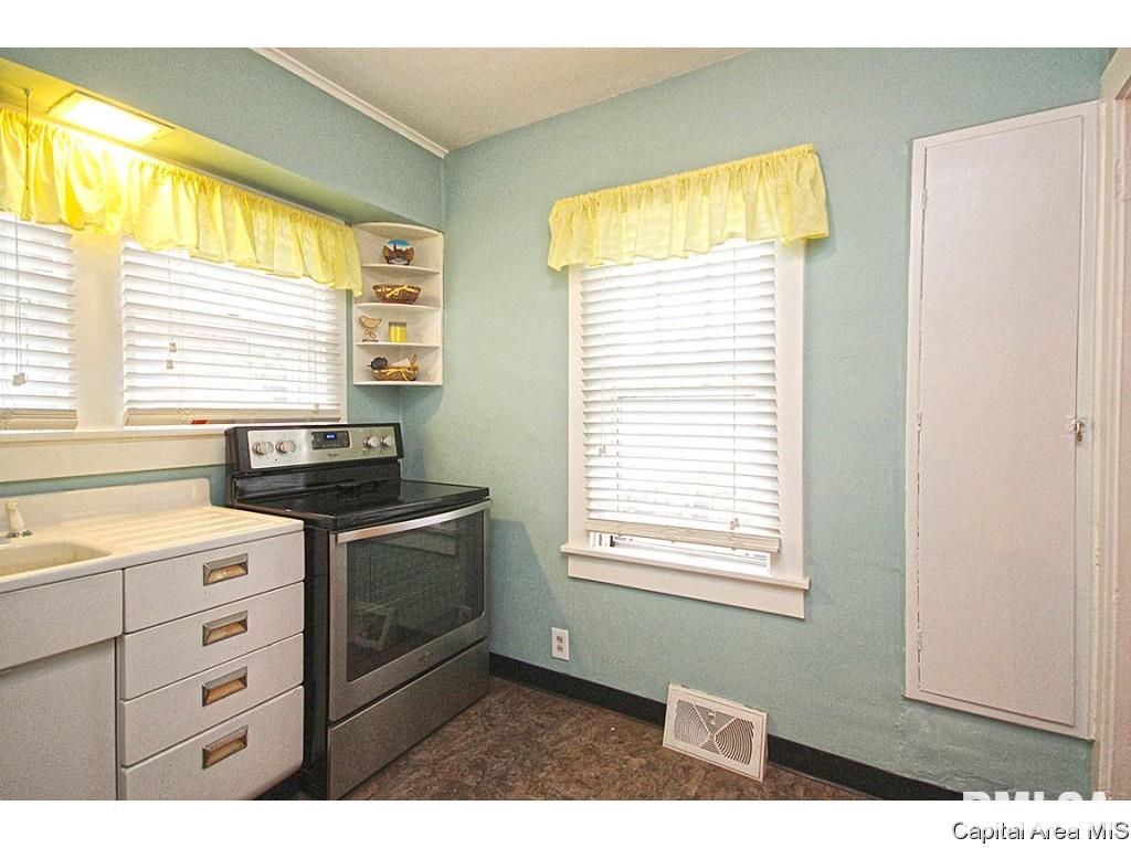 1721 South State Street Springfield, IL 62704 - Photo 12 of 32