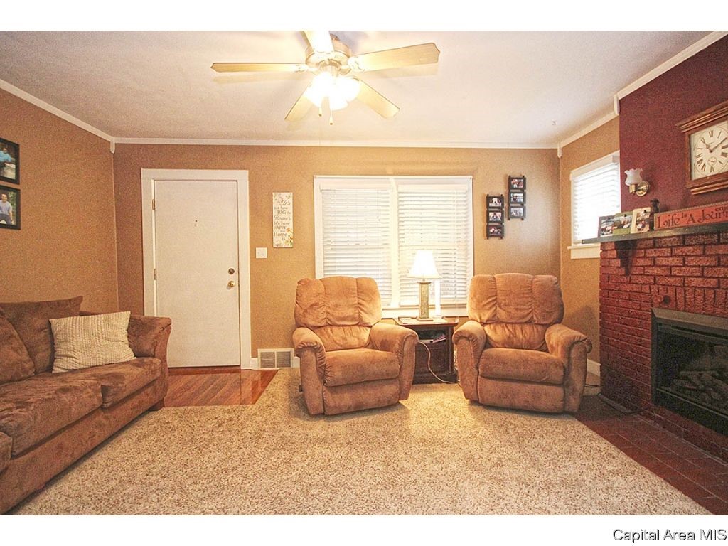 1721 South State Street Springfield, IL 62704 - Photo 2 of 32
