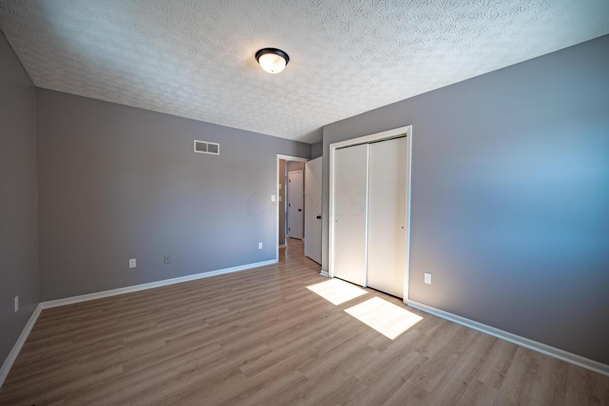 8430 Steitz Road Powell, OH 43065 - Photo 14 of 25 39