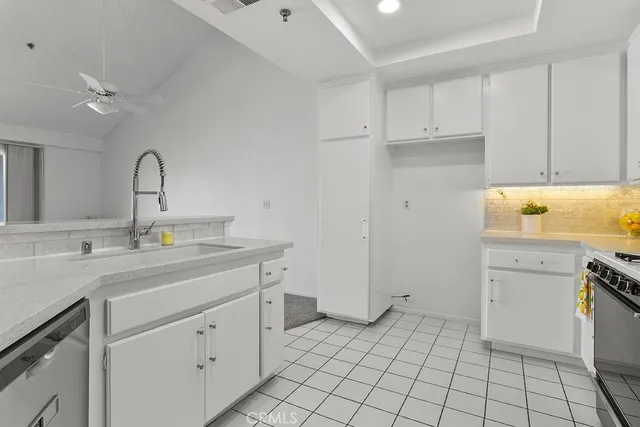 $719,999 | 10371 Garden Grove Boulevard, Unit 20, Garden Grove, CA 92843