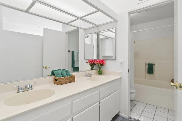 $719,999 | 10371 Garden Grove Boulevard, Unit 20, Garden Grove, CA 92843