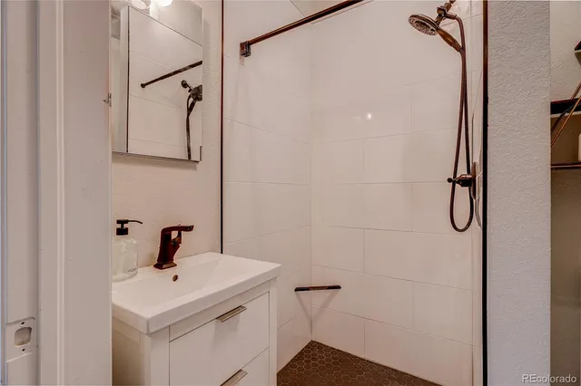 $214,900 | 1650 Pearl Street, Unit 25, Denver, CO 80203