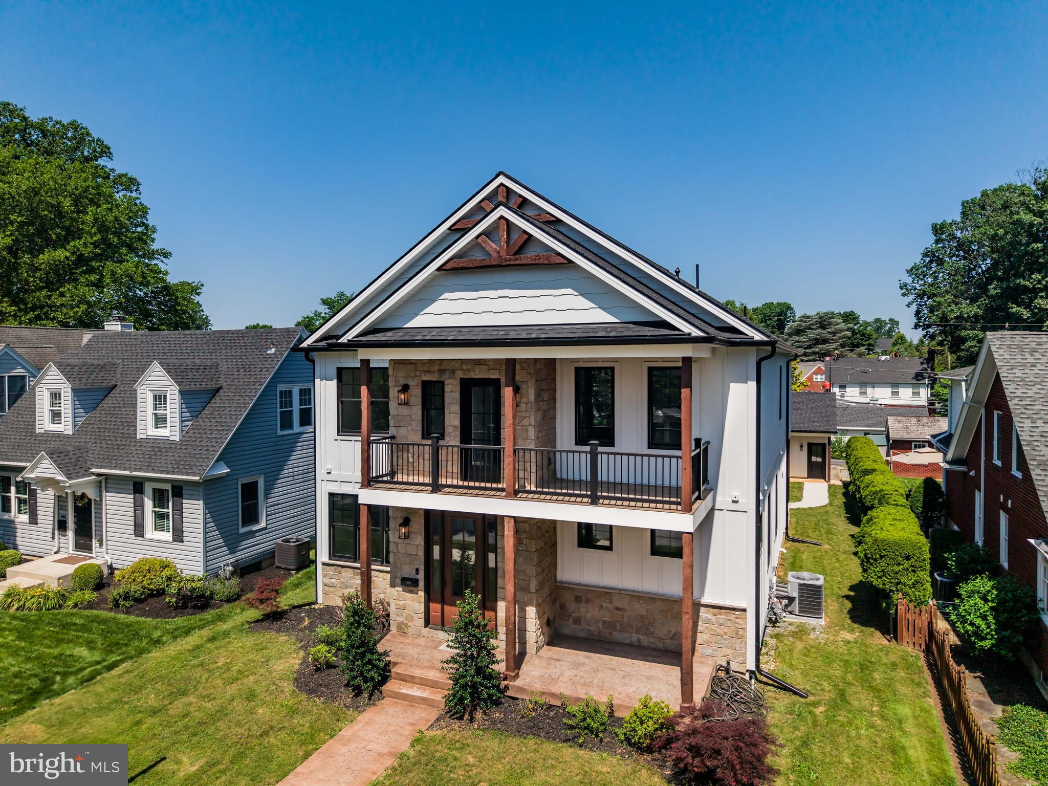 207 Maple Avenue Hershey, PA 17033 - Photo 2 of 79