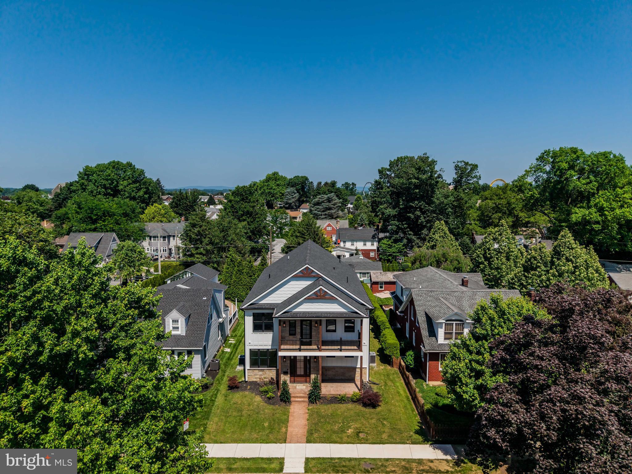 207 Maple Avenue Hershey, PA 17033 - Photo 3 of 79