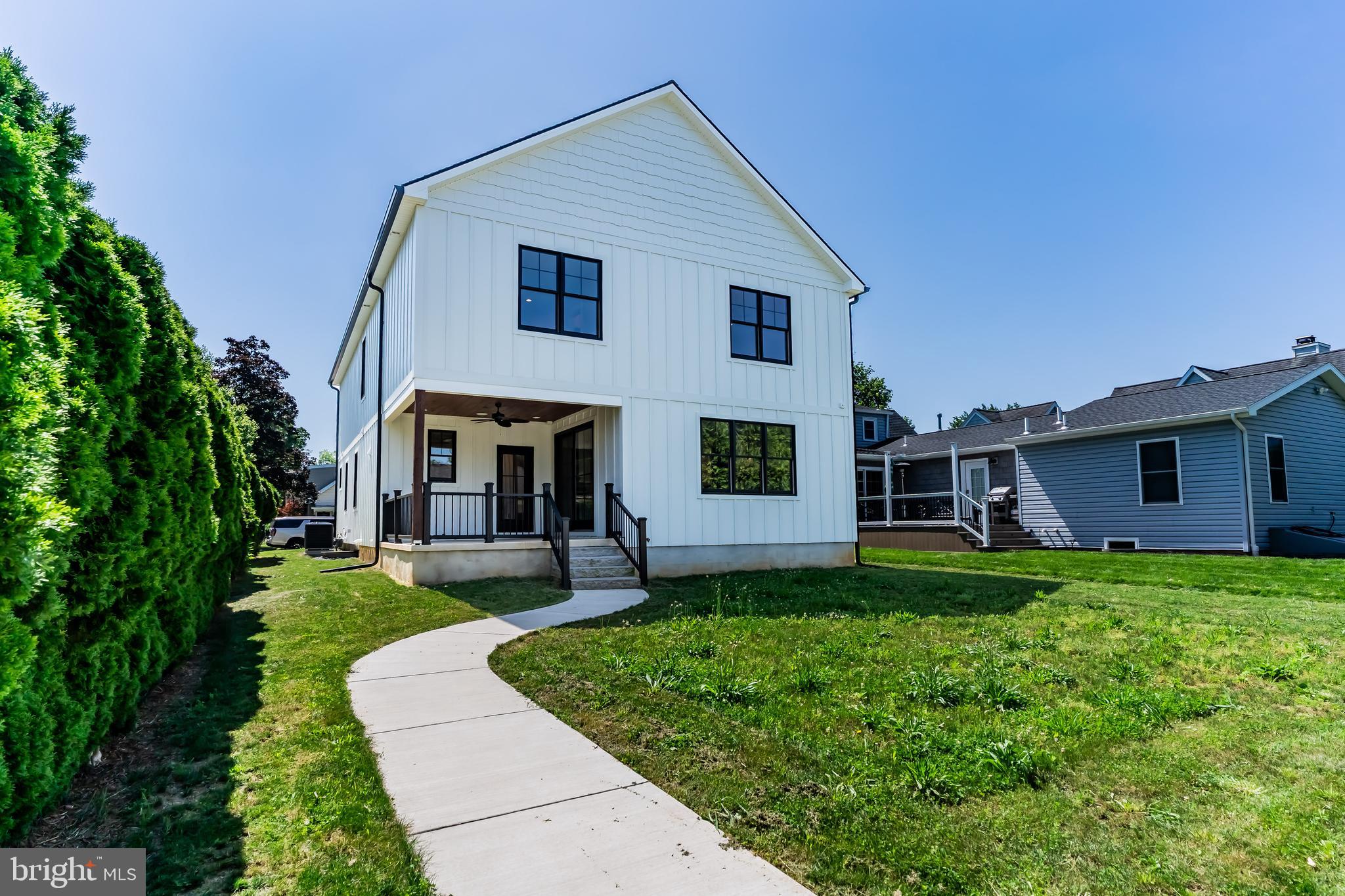 207 Maple Avenue Hershey, PA 17033 - Photo 67 of 79 a front view of house with yard and green space