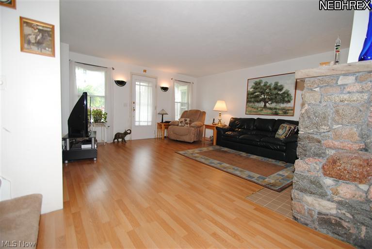 27304 Butternut Ridge Road North Olmsted, OH 44070 - Photo 4 of 17 Gallery Image 4