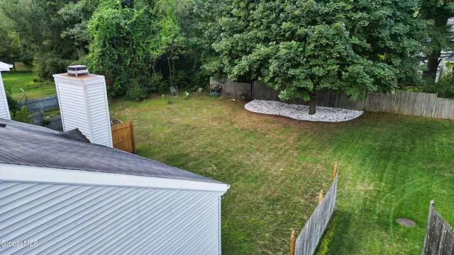 $259,900 | 24 Old Mill Lane, Queensbury, NY 12804