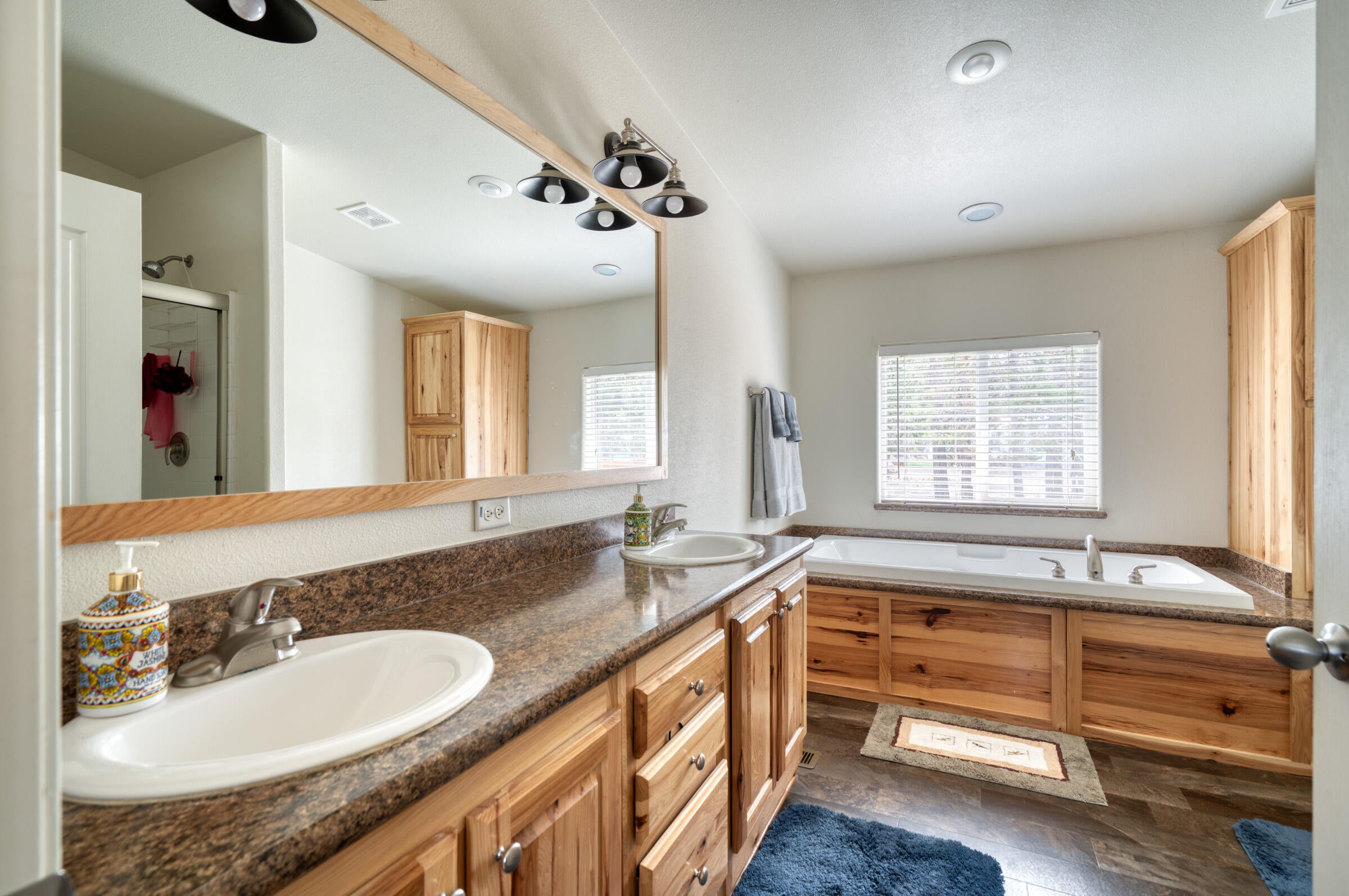 52648 Ammon Road La Pine, OR 97739 - Photo 23 of 44 125_Ammon Rd_Pro Property Photos_Bend Re