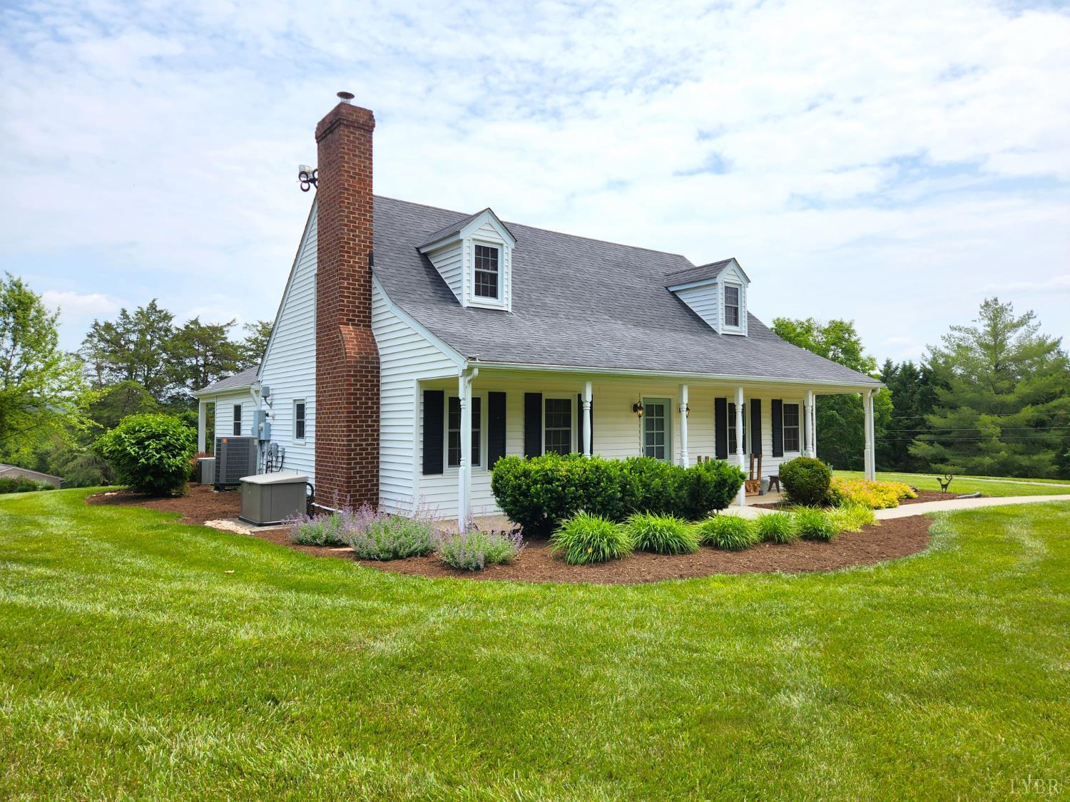 4557 Dearborn Road Evington, VA 24550 - Photo 3 of 91 Gallery Image 3