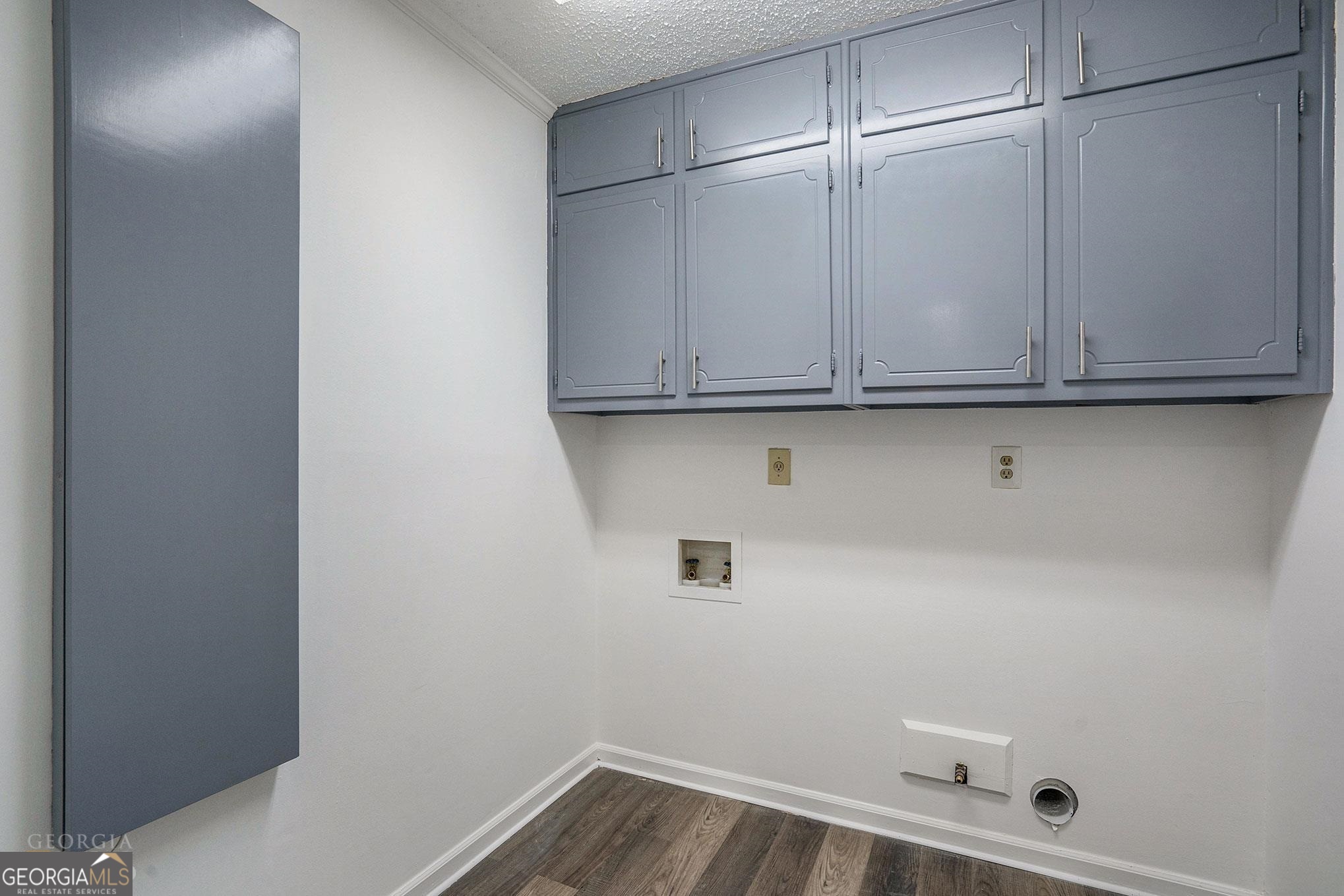 3343 Spring Meadow Court Tucker, GA 30084 - Photo 14 of 24 a view of cabinets