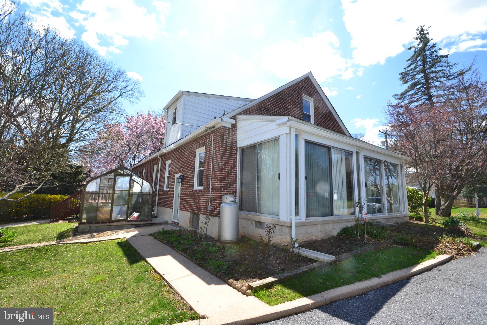 15221 Old Hanover Road Upperco, MD 21155 - Photo 5 of 37 Sun Roof