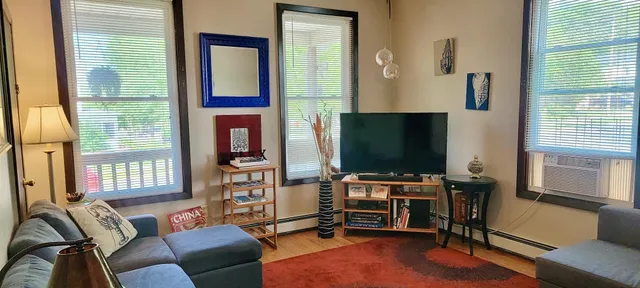 $265,000 | 402 West 7th Street, Red Wing, MN 55066