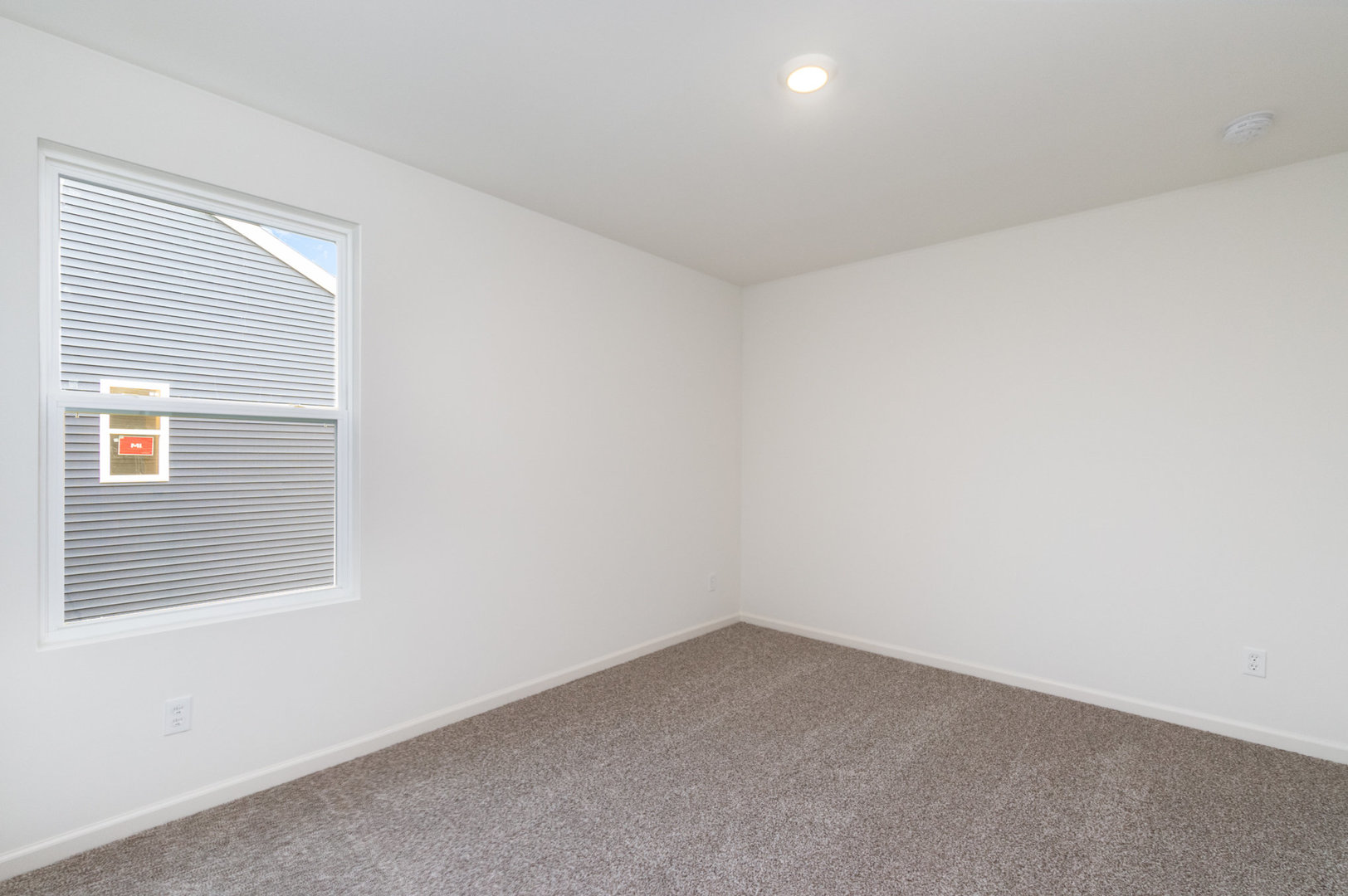 620 Ensign Place Hebron, IN 46341 - Photo 11 of 19 an empty room with a window