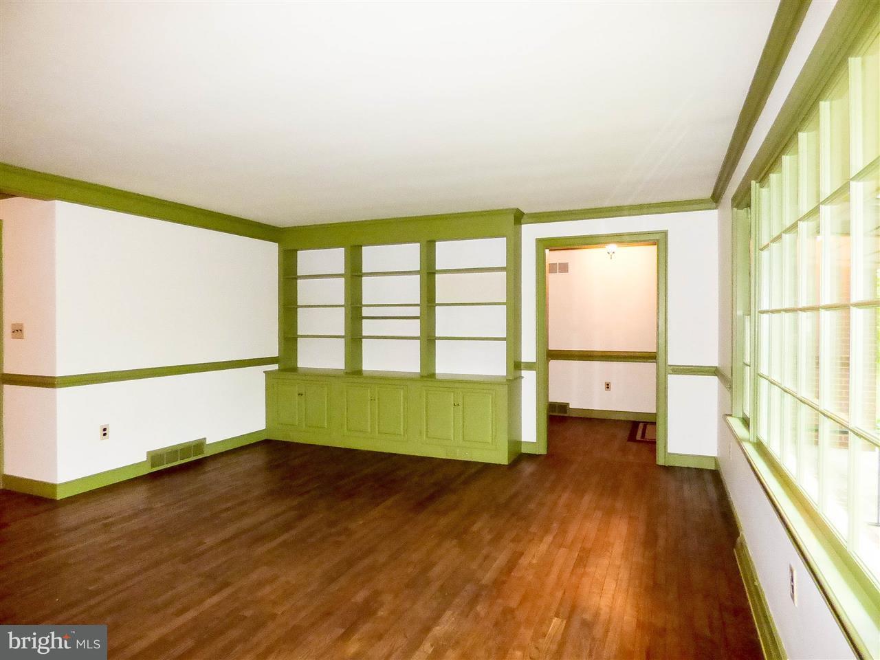 1730 Trolley Road York, PA 17408 - Photo 9 of 36 Gallery Image 9