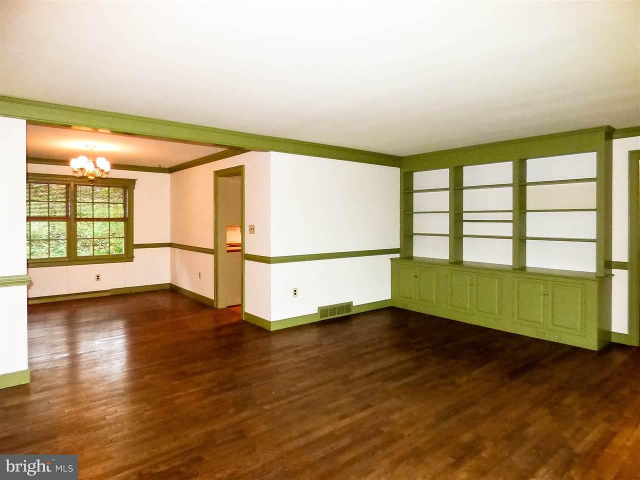 1730 Trolley Road York, PA 17408 - Photo 10 of 36 Gallery Image 10