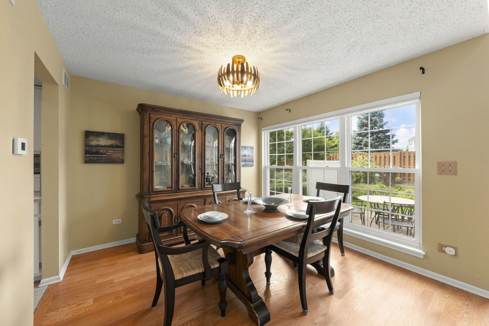 314 Cimarron Road East Lombard, IL 60148 - Photo 8 of 32 Gallery Image 8