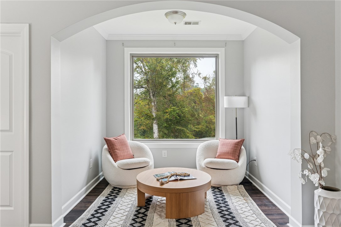 136 Modesto Lane Simpsonville, SC 29681 - Photo 15 of 35 Primary bedroom sitting area