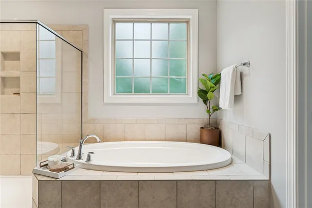 $695,000 | 136 Modesto Lane, Simpsonville, SC 29681