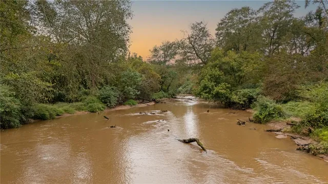 $695,000 | 136 Modesto Lane, Simpsonville, SC 29681