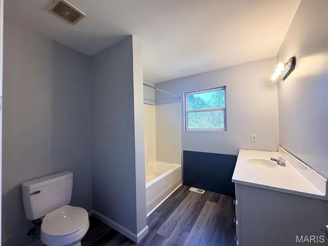 $1,975 | 7933 Medley Drive, Dittmer, MO 63023