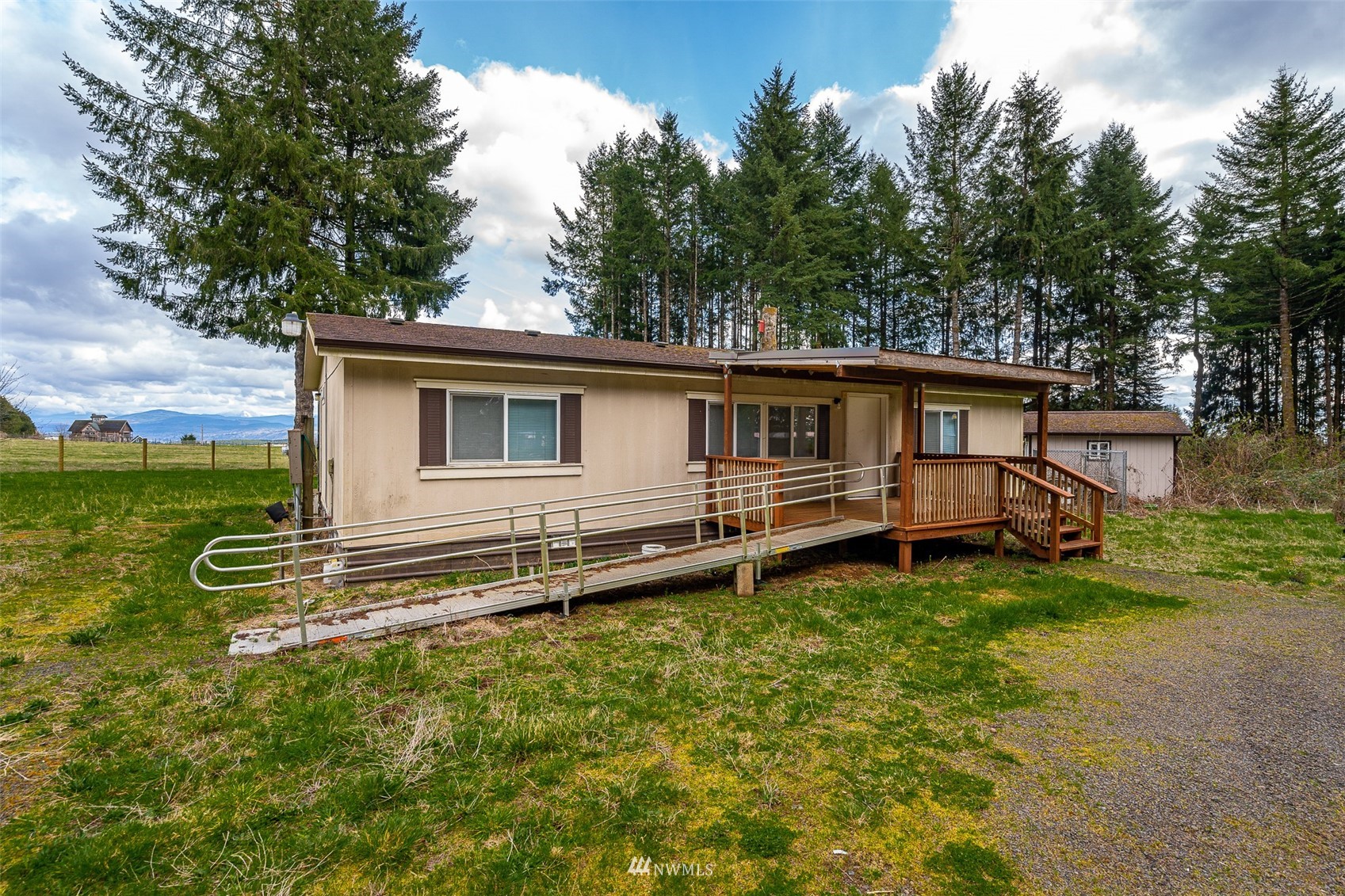 166 Smokey Ridge Road, Unit B Onalaska, WA 98570 - Photo 1 of 35 Gallery Image 1