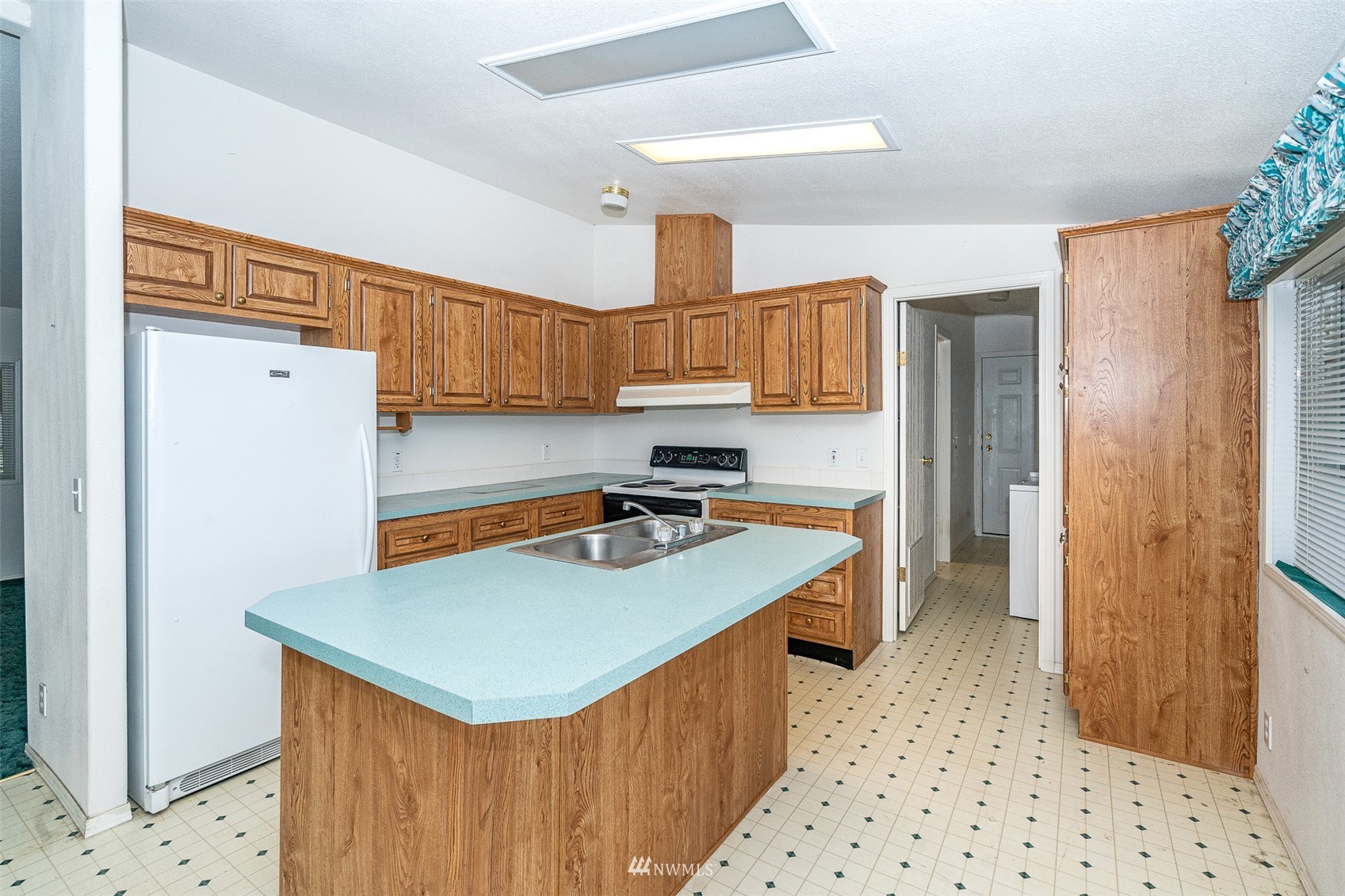 166 Smokey Ridge Road, Unit B Onalaska, WA 98570 - Photo 11 of 35 Gallery Image 11