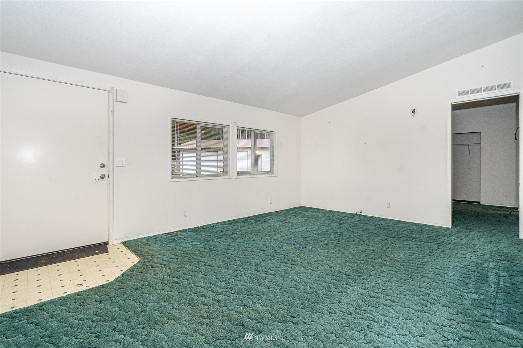 166 Smokey Ridge Road, Unit B Onalaska, WA 98570 - Photo 7 of 35 Gallery Image 7